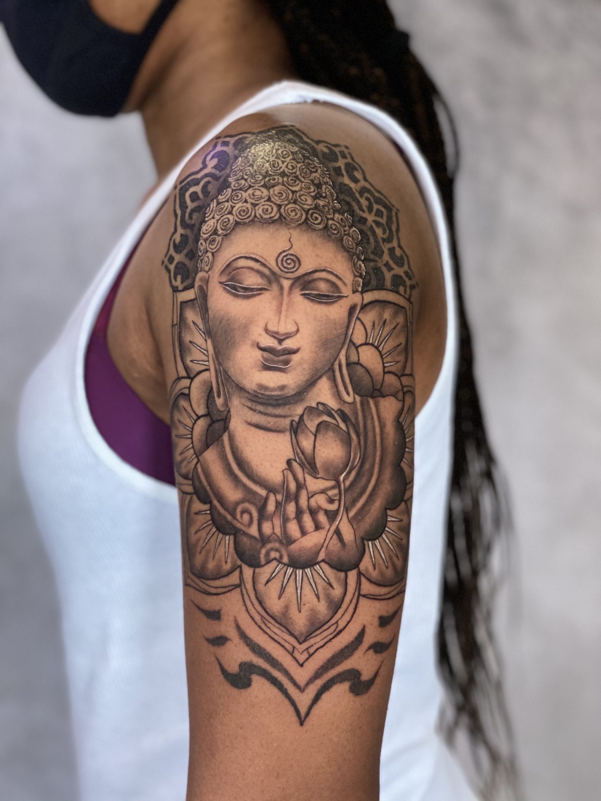 Buddha tattoo ✊ | Buddah tattoo, Hand tattoos for women, Buddha tattoo